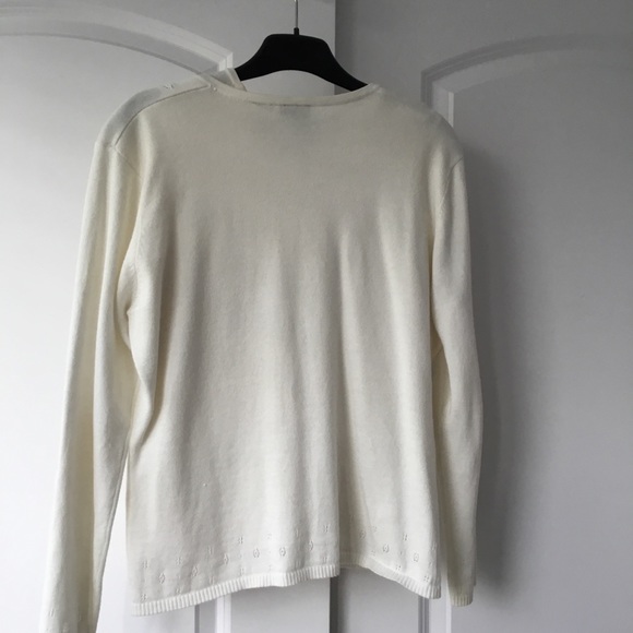 Woman’s clothes - Picture 3 of 6